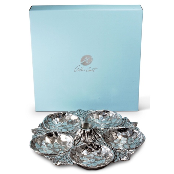 Brand new with box ARTICHOKE 5 SECTION SNACK TRAY - Picture 1 of 6